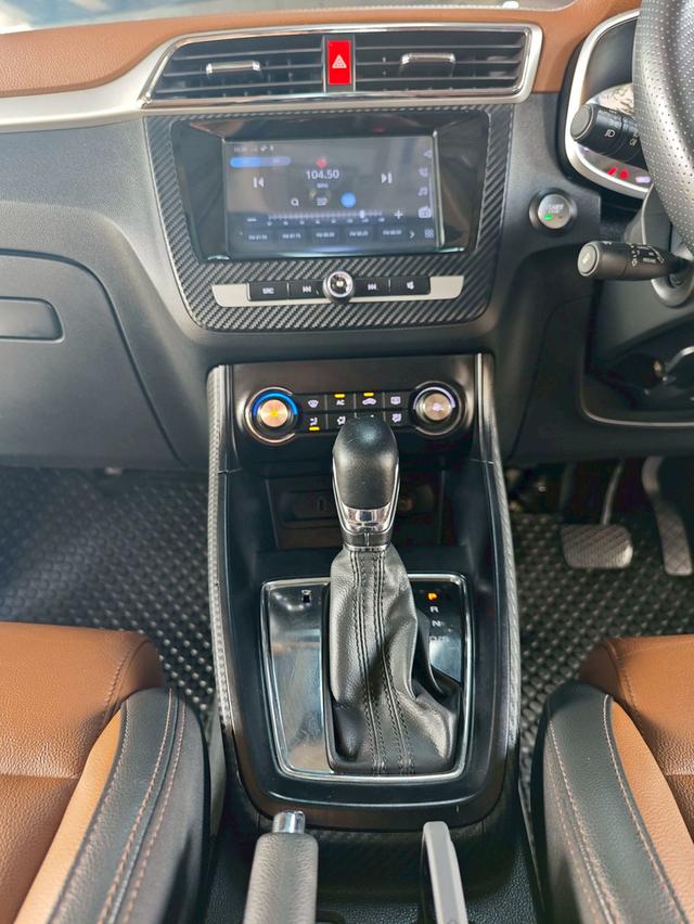 ðĨāļāļĢāļĩāļāļēāļ§āļāđ āļĢāļāļŠāļ§āļĒ āļāļĩāđāļŦāļĄāđ āļāļąāļāļāļĩāļĄāļēāļ MG ZS 1.5 X Sunroof AT āļāļĩ 2018 āļĢāļđāļāļāļĩāđ 15