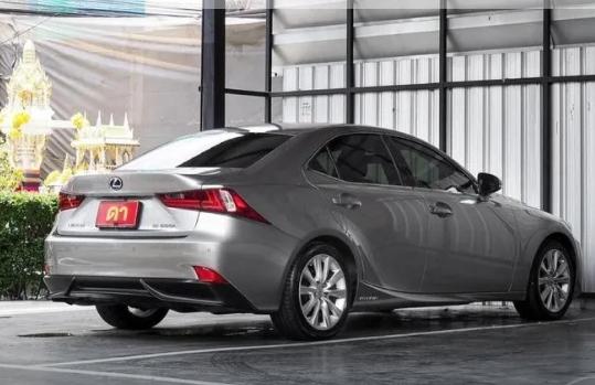 Lexus IS 300h สภาพนางฟ้า 4