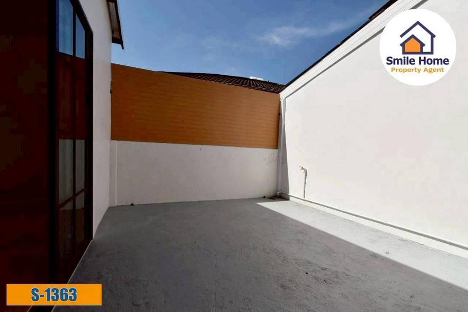 หมู่บ้านถาวรนิเวศน์2 ซอยบางนาตราด12 รีโนเวทใหม่ทั้งหลัง 14