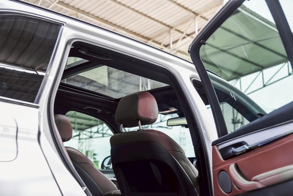 BMW X5 2.0 xDrive40e M Sport AWD F15 AT 2019ไมล์ 122,xxx km. !!! รูปที่ 9