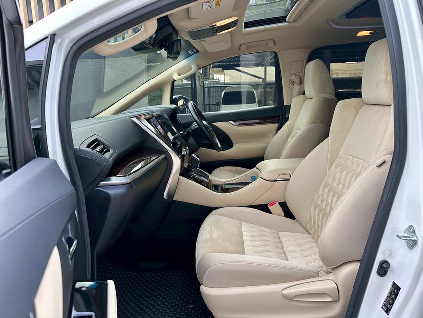ขาย Toyota Vellfire 2.5 Hybrid ปี20 14