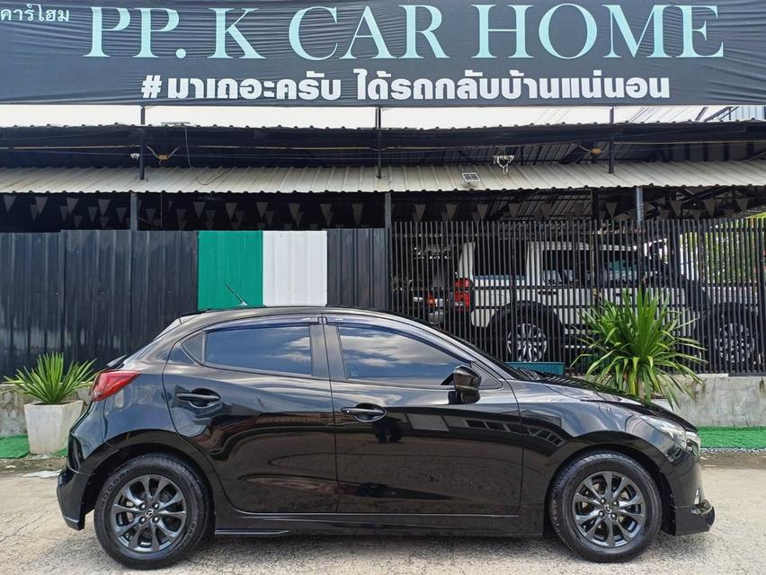 ปี2017 MAZDA 2 Sport 5ประตู มือเดียวออกห้าง ชุดแต่งรอบคัน MAX ตัวใหม่