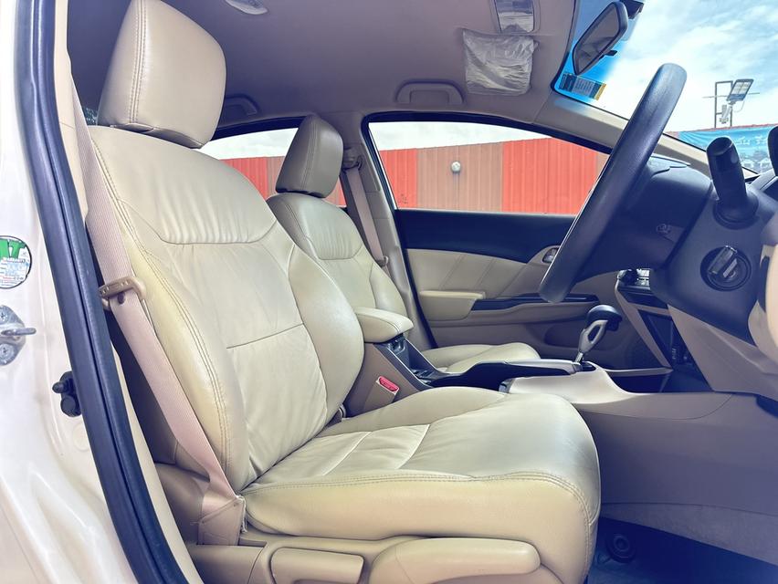 รหัสรถ PAT3571 Honda Civic FB 1.8S ปี 2013 สีขาว 12