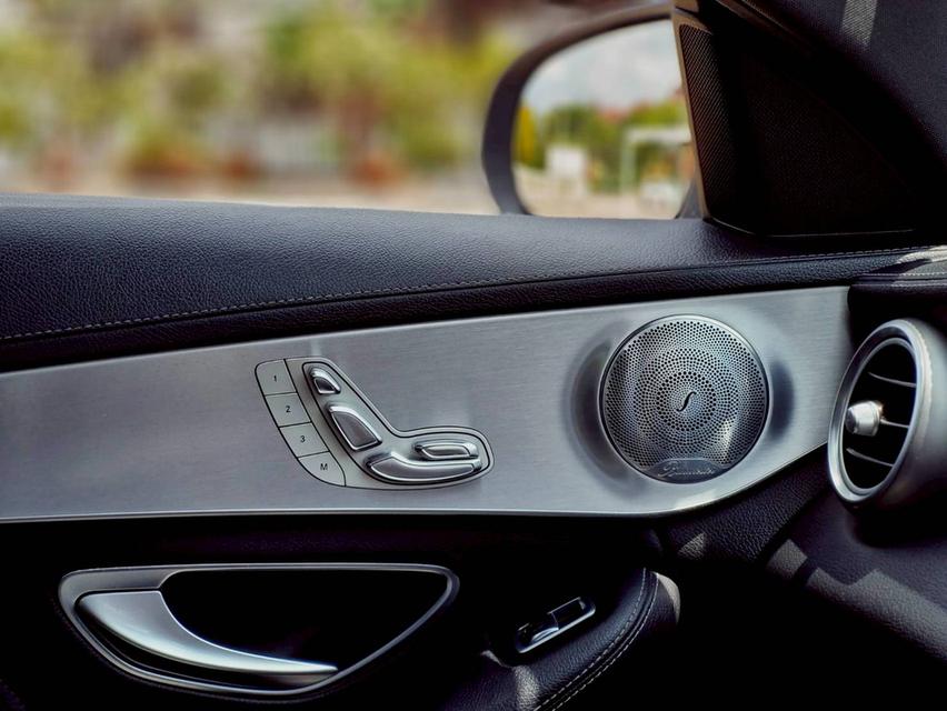 Benz C 350e AMG ปี 2018 ไมล์ 63,xxx km. 13