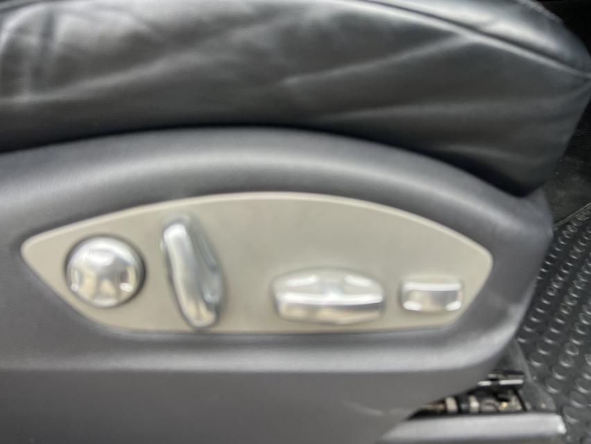 รถยนต์ Porsche Cayenne รุ่น S E-Hybrid ปี 2015 รูปที่ 9