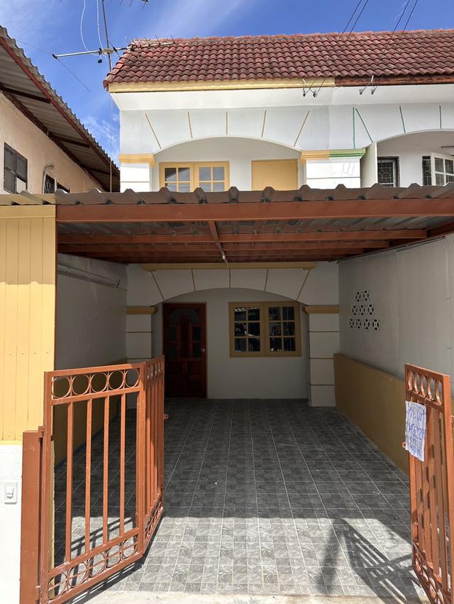 ขายทาวน์เฮาส์รีโนเวทใหม่ ม.ภูมิใจนิเวศ สมุทรปราการ 1