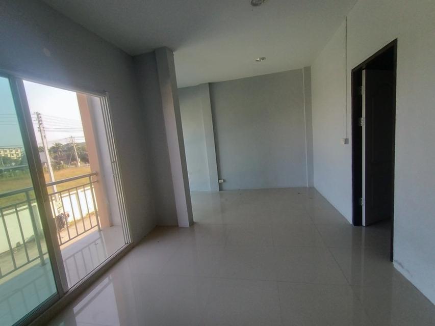 ทาวน์โฮมสองชั้น ปิดร้านหมูกระทะ ใกล้สวนจงสถิต ตลาดคุณนายบางบอน 8