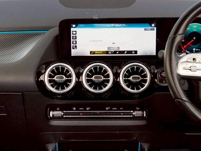 Mercedes-Benz GLA 200 1.3 AMG DYNAMIC (W247) ปี 2020 จด 2022 10