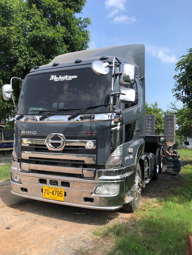 ส่งต่อรถบรรทุกโลว์เบด HINO S700