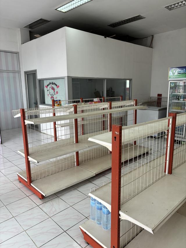 ให้เช่ามินิมาร์ทในปั๊มน้ำมันพีที 6