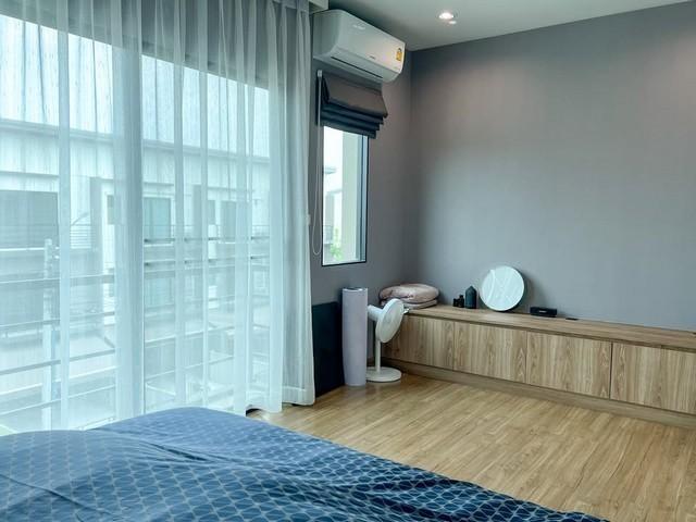 ให้เช่าทาวน์โฮม 3ชั้น ตกแต่งพร้อมอยู่ โครงการ บ้านกลางเมือง พหลฯ-รามอินทรา ทำเลอยู่ถนนเทพรักษ์ หน้าบ้านหันทิศเหนือ 6