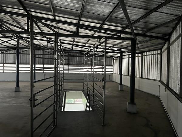 ให้เช่าอาคารสำนักงานพร้อมโกดังย่านถนนราชพฤกษ์ ขนาด 850 ตรม. บริเวณถนนราชพฤกษ์ แขวงฉิมพลี เขตตลิ่งชัน กรุงเทพฯ
