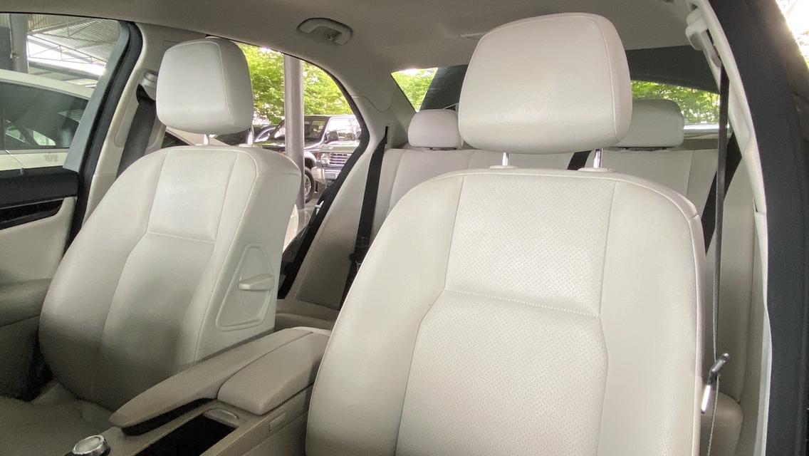 BENZ C200CGI BE 13