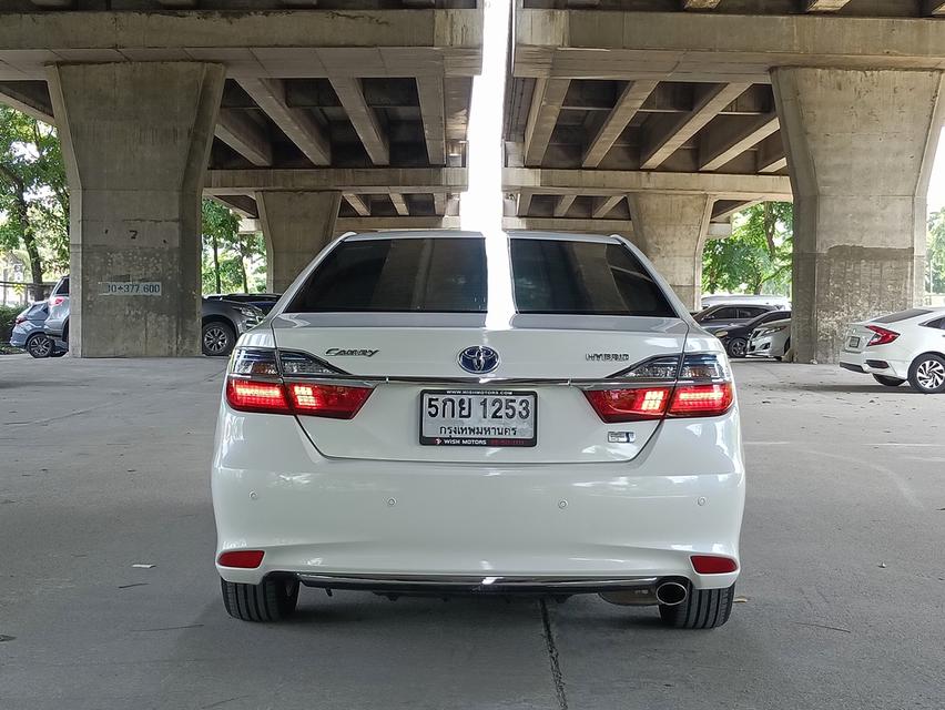 Toyota Camry 2.5HV DVD ปี2016