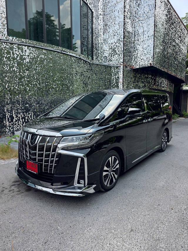 Toyota ALPHARD 2.5SC PACKAGE สีดำ ปี 2023 ไมล์ 30,000 กม.