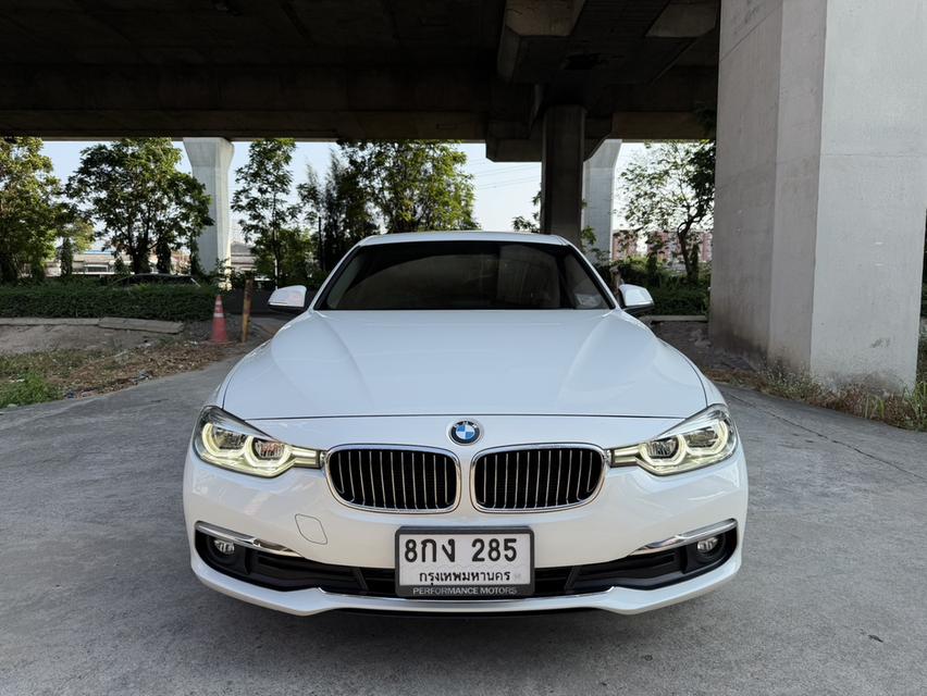 BMW 320d 2.0i LCI ปี2018 รถมือเดียว ไมล์แท้ 99,700Km. 629,000