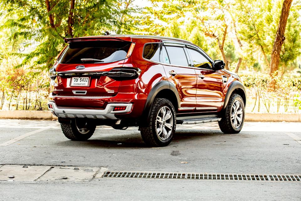 Ford Everest 2.2 Titanium ปี 2015 สีแดง รูปที่ 6