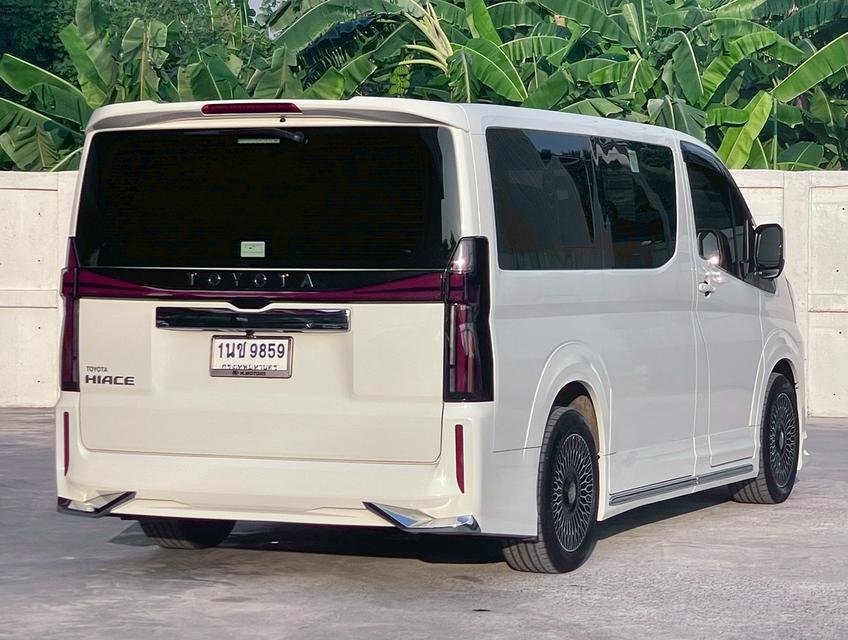 Toyota Hiace 2.8GL ปี25 รูปที่ 4