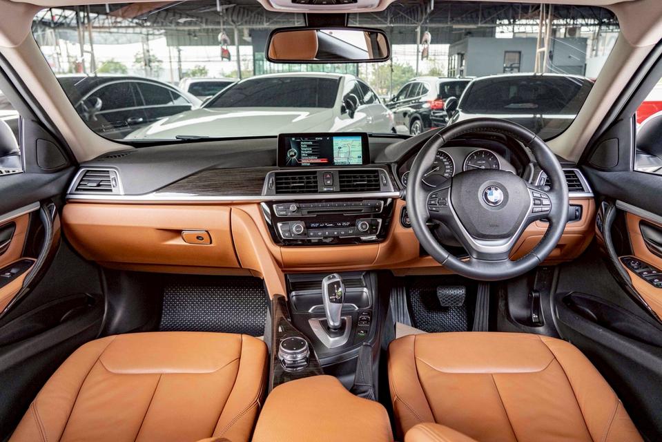 รหัสรถ NP8753 รุ่นรถ : BMW F30 320d LUXURY LCIปีรถ : 2017 รูปที่ 12