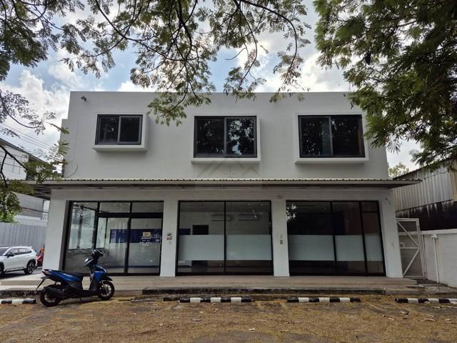 ให้เช่าพื้นที่ ชั้น 1 ขนาด 220 ตร.ม. ถนนวิภาวดี 62 มีแอร์ทุกห้อง ใกล้มูลนิธิกระจกเงา 1