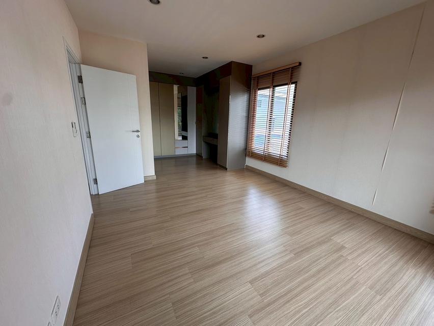 ดีไลท์ รัตนาธิเบศร์-ท่าอิฐ ถนนรัตนาธิเบศร์ ต.ท่าอิฐ อ.ปากเกร็ด จ.นนทบุรี 13