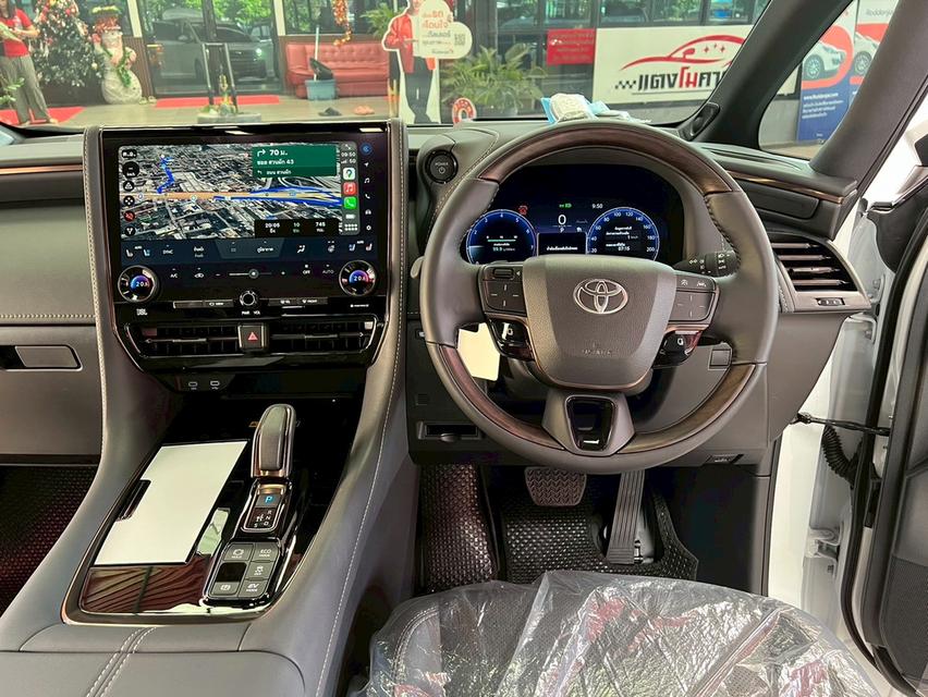 Toyota Vellfire 2.5 HEV E-FOUR VIP Executive Lounge 2024 12