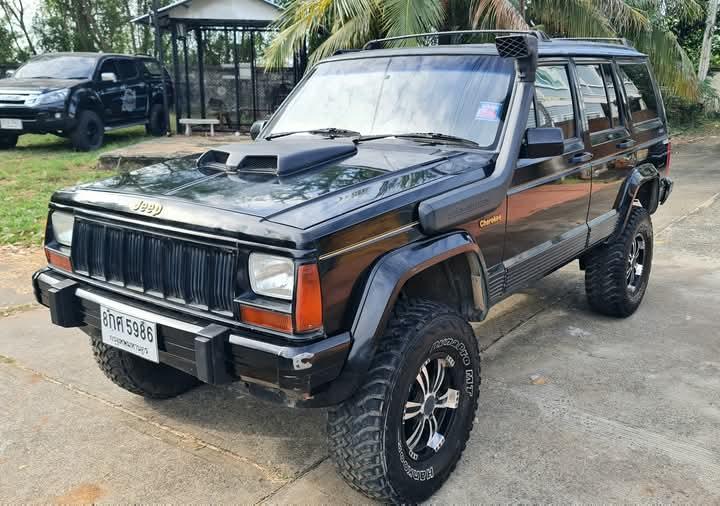 Jeep Cherokee ขาย 4