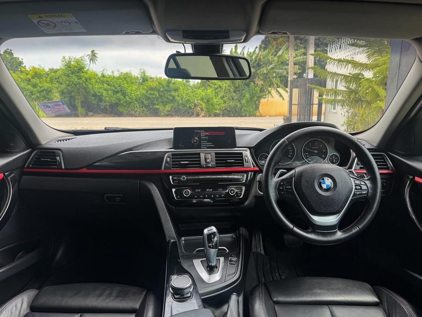 รหัสรถ AVA4364 🎉 BMW 320d Sport ตัว Lci แล้ว รุ่น top สุด (ดีเซลล้วน) F30 ปี 2017  9