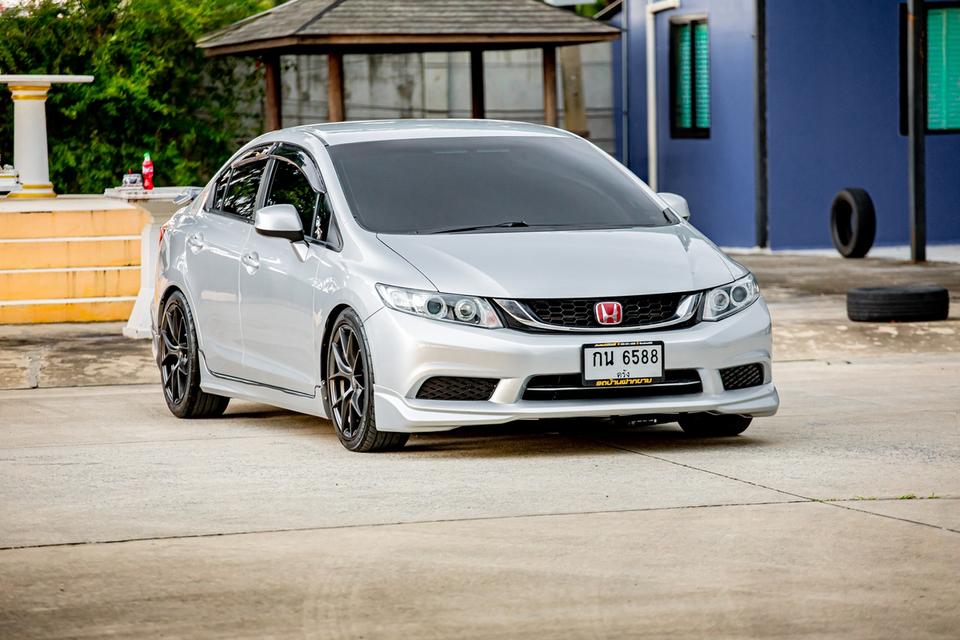 #HONDA #CIVIC FB 1.8 S ปี 2013เกียร์ออโต้ | สีเทา✨ รถสวยสภาพดี คลีน เดิมๆ น่าใช้✅ ไม่เคยชน | ไม่เคยติดแก๊ส✅ ไมล์แท้ 24x,xxx กม.✅ เครื่องยนต์–