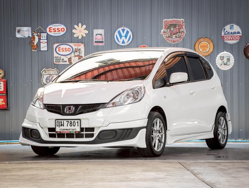 HONDA JAZZ 1.5 S i-VTEC ปี 2011