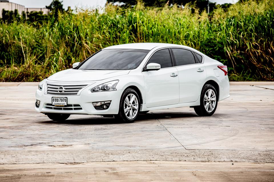 Nissan Teana 2.0 XL ปี 2015 สีขาว มือเดียวป้ายแดง ไมล์แท้ 87,906 กิโลแท้ 9