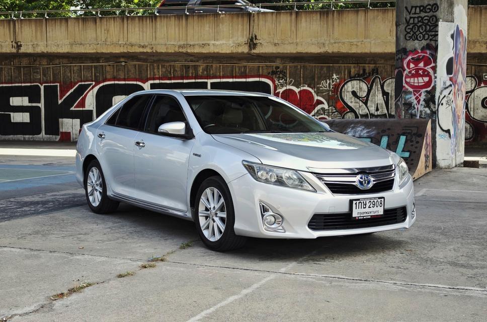 Toyota Camry 2.5 Hybrid ปี 2013 2