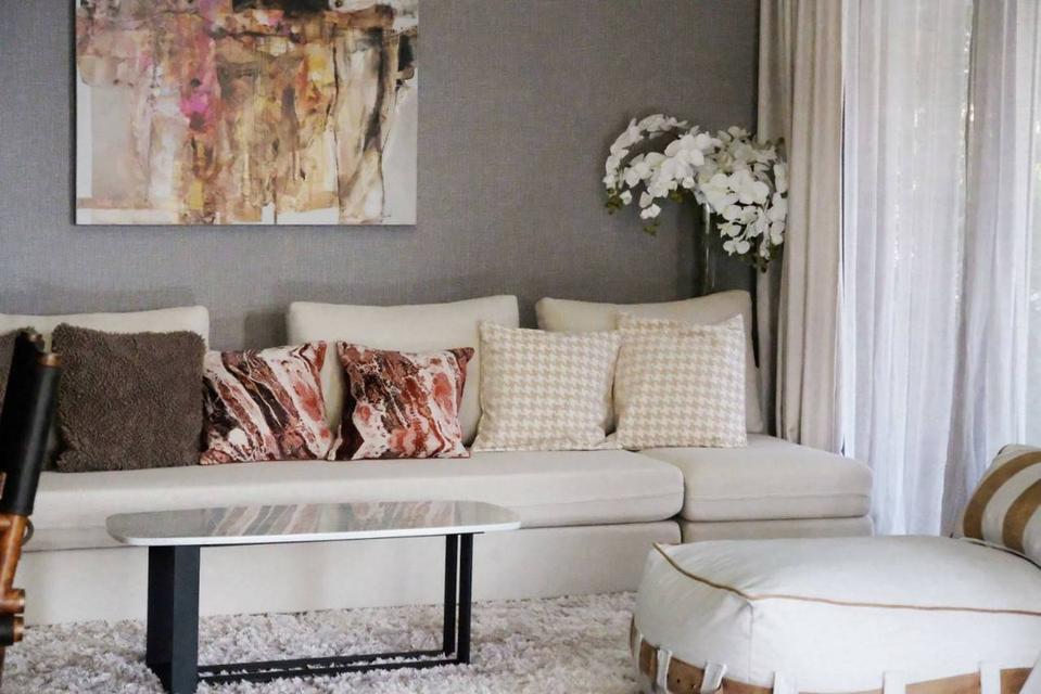 Executive Designer Home Near Bangkok — Elegant & Convenient 4