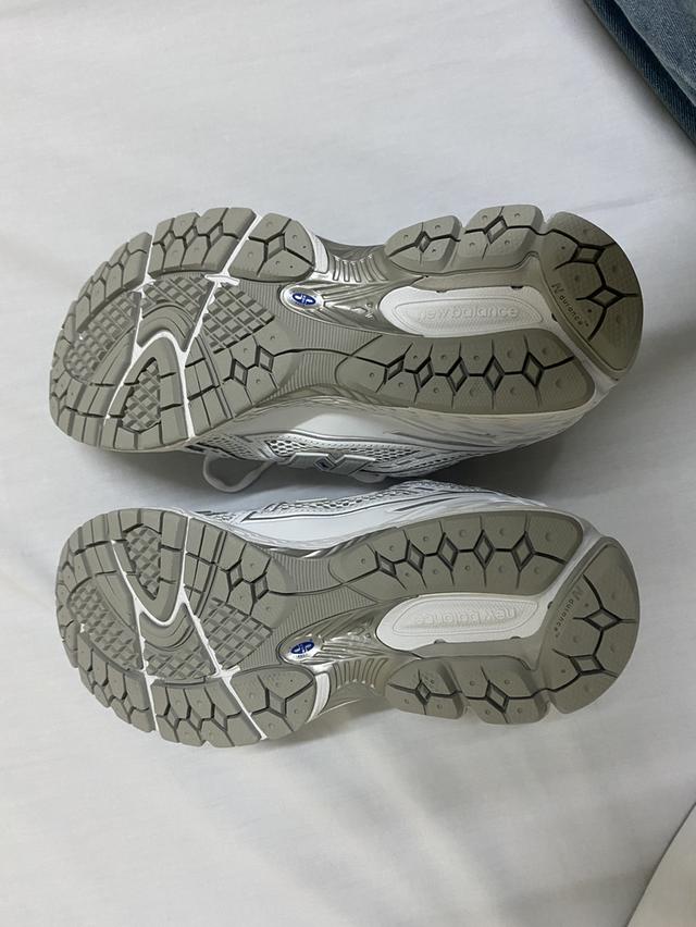 New balance 1906 Schuhe รูปที่ 3