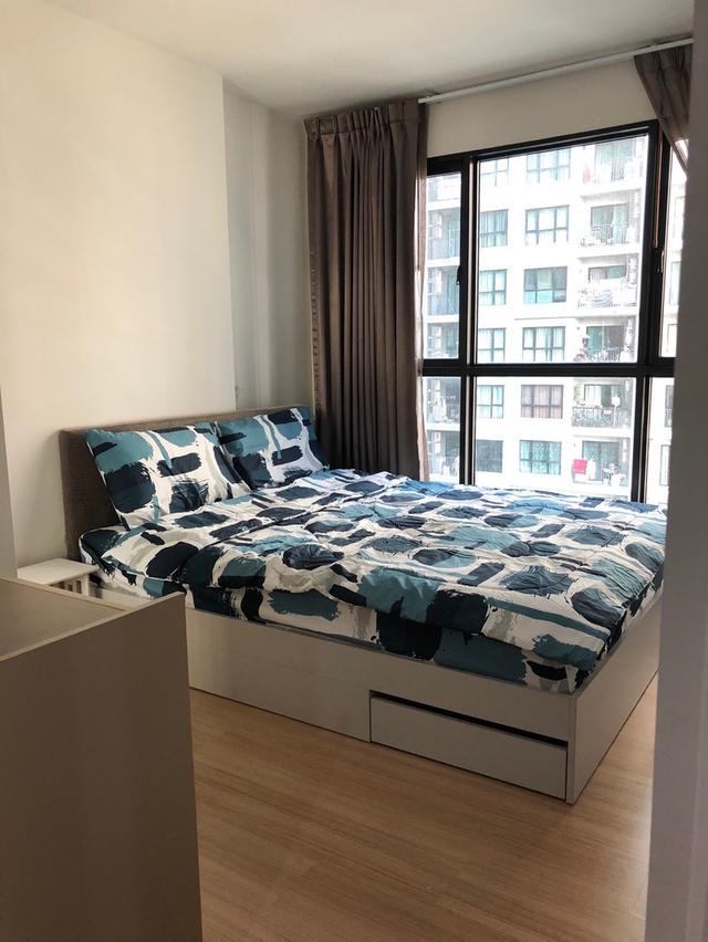 Base Changwatana Condo 1