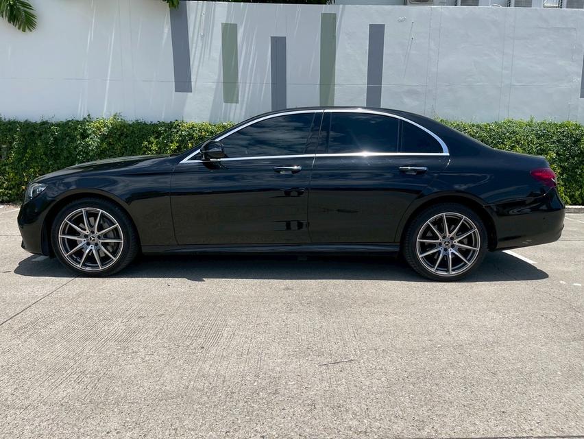 BENZ E 300e AMG Dynamic 2022 āļĢāļđāļāļāļĩāđ 6