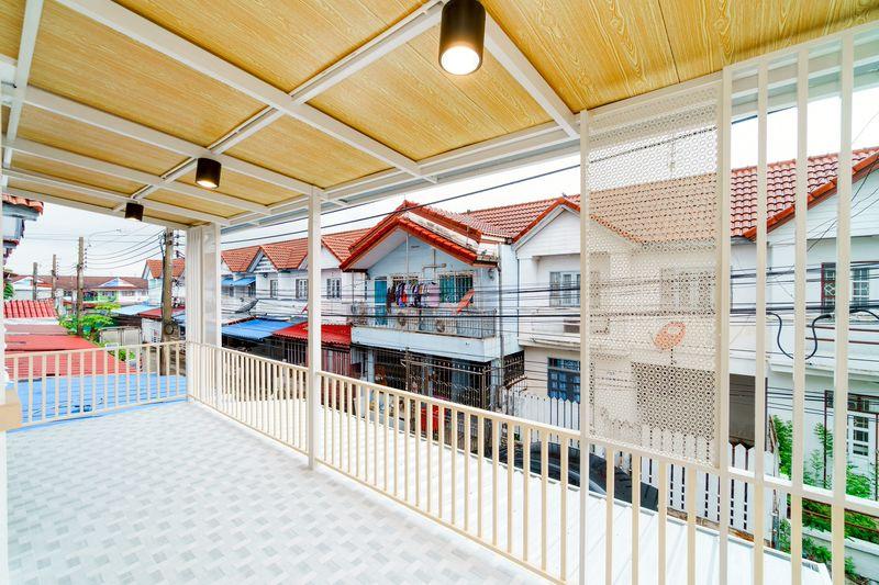 ขาย ทาวน์เฮ้าส์รีโนเวทใหม่เอี่ยม หมู่บ้านบัวทอง 4  16