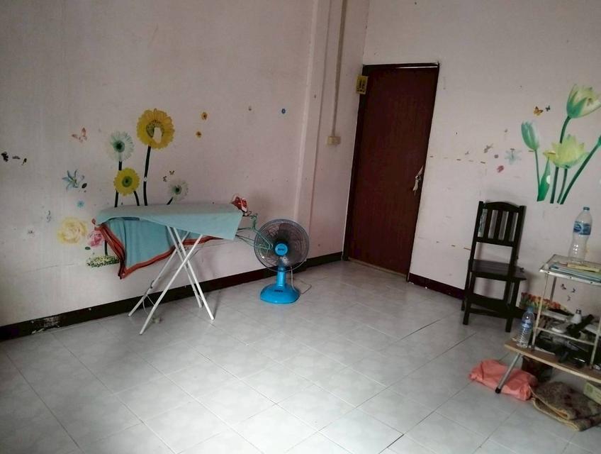 ขายอาคารพาณิชย์ 3 ชั้น ซอยเจริญนคร 12 ถนนเจริญนคร 6