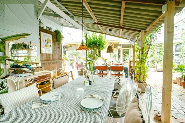 Airbnb MRTสามย่าน 500ม. ถูกมาก โอกาสทอง เช่าร้านอาหารพรีเมียม 2 หลัง สไตล์โฮมมี่ วินเทจ 50 ตร.วา. 200 ตร.ม. สีลม สาทร ใจ 6