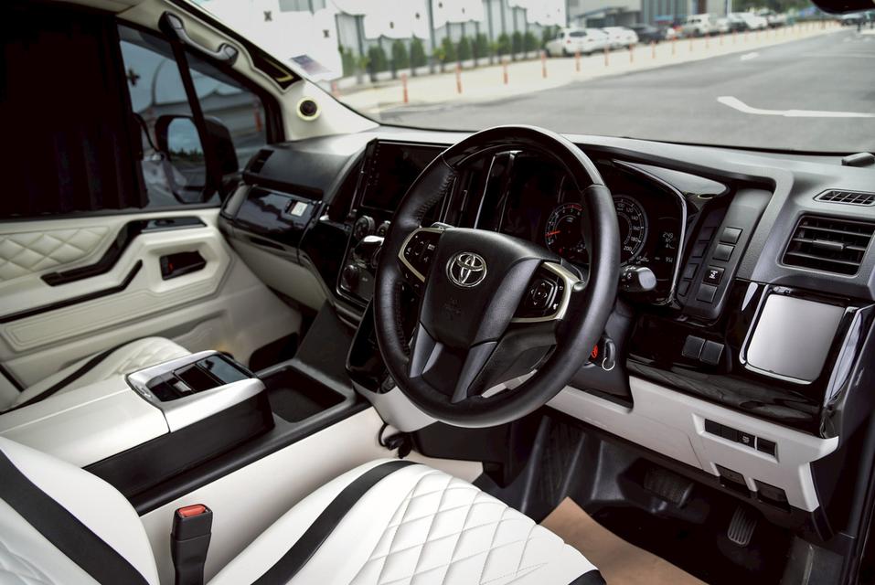 รหัสรถ CBL6791 TOYOTA COMMUTER 2.8 AT 2021 7