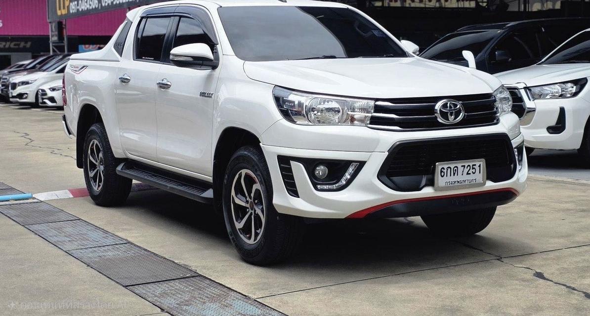 Toyota Hilux Revo Double Cab 2.4 TRD Sportivo ปี 2017 ราคา 485,000 บาทไมล์ 132,xxx กม.รถบอดี้เดิม มือเดียวจากป้ายแดงน็อตไม่ขยับ รูปที่ 1