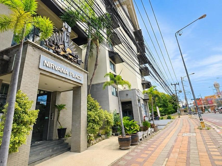 Urgent Sale — Spacious 1-Bedroom Condo at Nirvana, Thappraya RoadSpacious condo for urgent sale at Nirvana on Thappraya Road, located in the Pratumnak 16