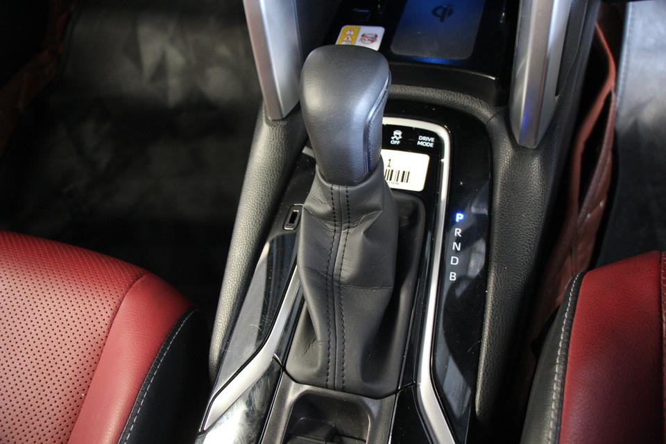 รหัสรถ TKG8521 TOYOTA COROLLA CROSS 1.8 HEV PREMIUM LUXURY ปี 2024 รูปย่อยที่ 2