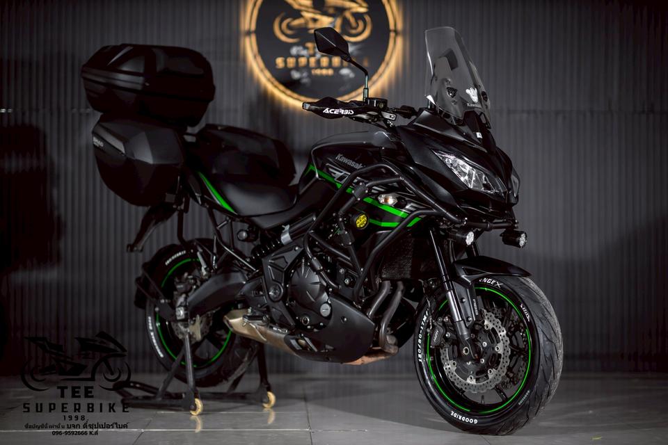 KAWAZAKI versis 650 2020