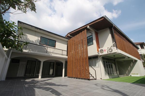 ให้เช่าบ้านเดี่ยว 2 ชั้นเนื้อที่ 100 ตร.ว พื้นที่ใช้สอย 400ตร.ม 6ห้องนอน 7ห้องน้ำ เฟอร์ครบ ถนนลาดพร้าว เขตจตุจักร ราคาเช่า 230,000 บ/ด 2