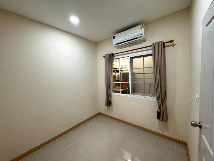 Golden Neo & Town สุขุมวิท-ลาซาล 5