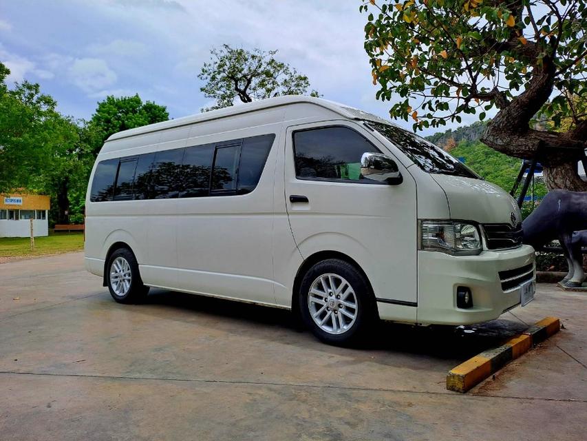 กาญจนบุรี Car rental with driver