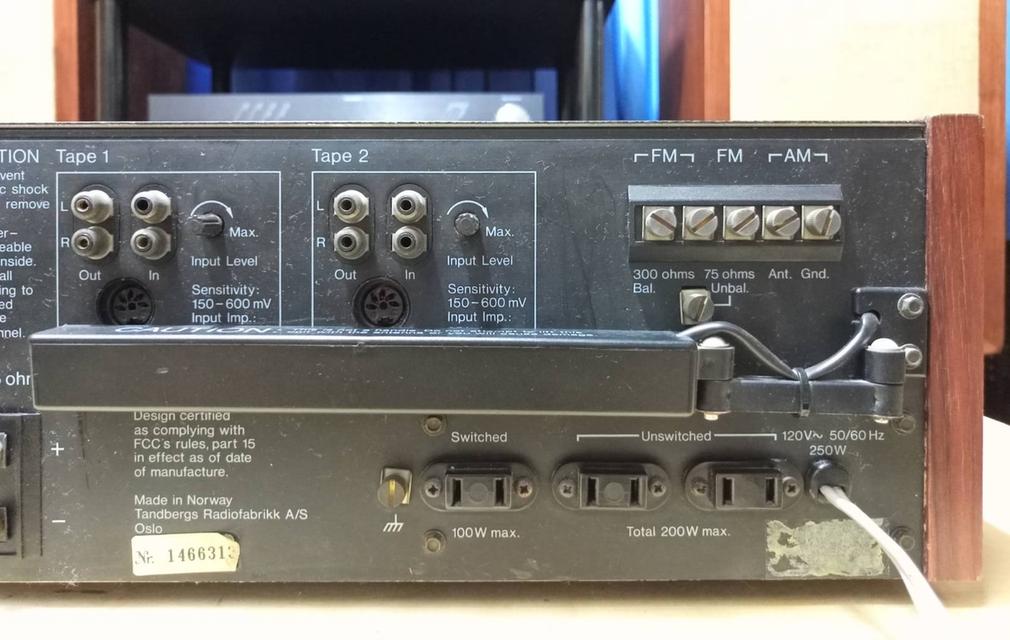 ขายรุ่นใหญ่สุดๆ Monster Stereo FM/AM Receiver / Amplifier TANDBERG TR-2080 รูปที่ 10