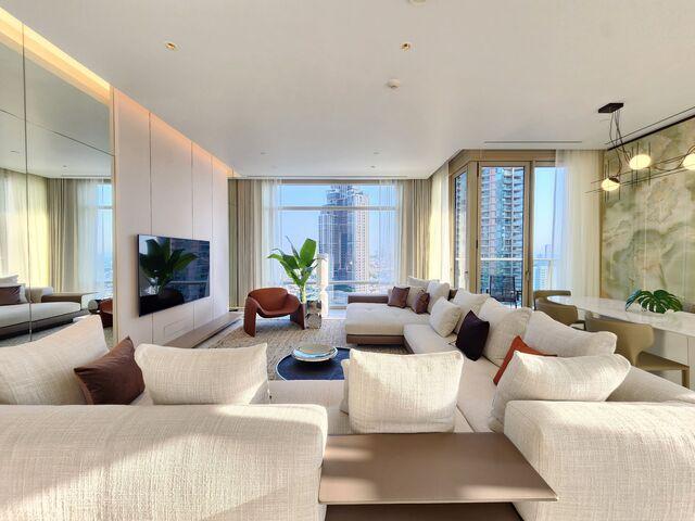 Four Seasons Private Residences Condo for RENT & SALE, near BTS Saphan Taksin 1