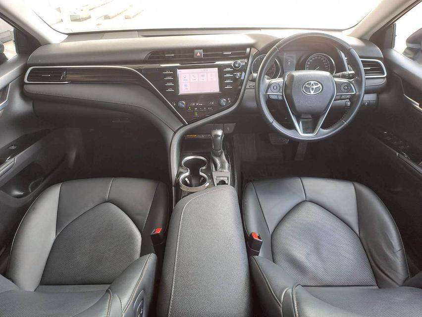 Toyota Camry 2.0 g ปี 2019 รถสภาพสวยมือเดียวจากป้ายแดง 19